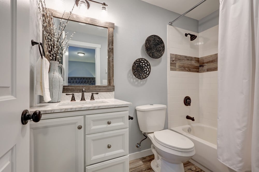 Solving Mountlake Terrace running toilet issues in WA near 98043